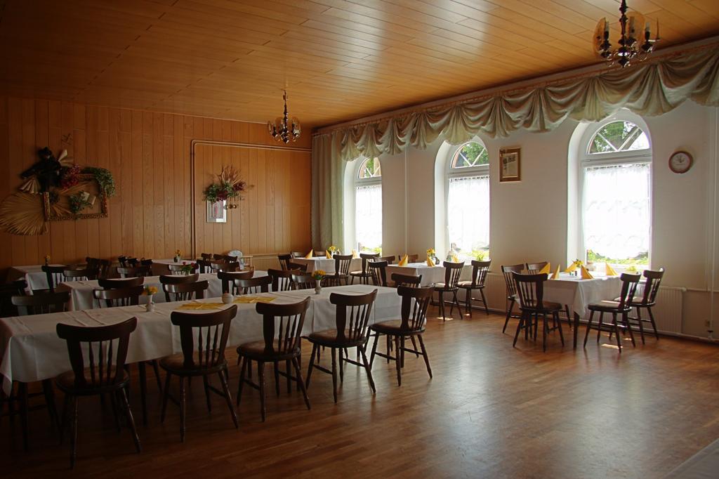 Werners Landgasthaus Lieskau Eksteriør bilde
