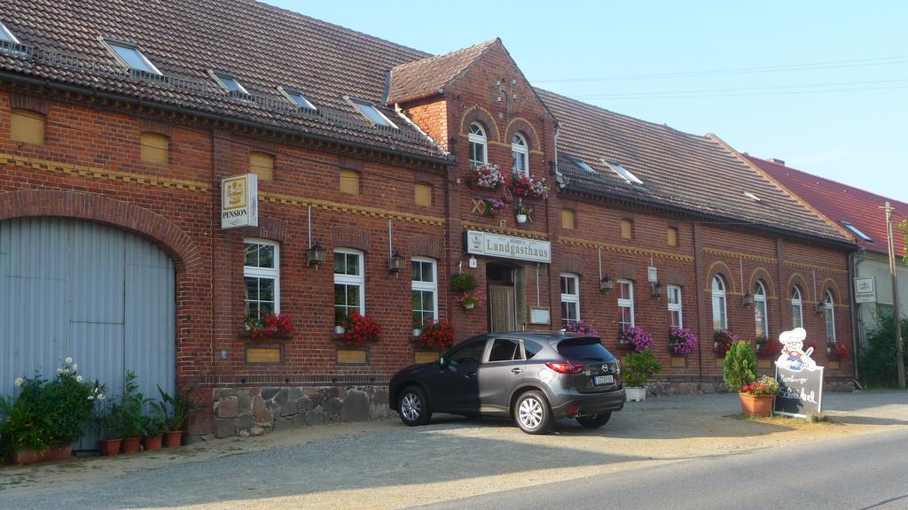 Werners Landgasthaus Lieskau Eksteriør bilde